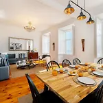 Whome Majestic With Breathtaking River Views Lisbon